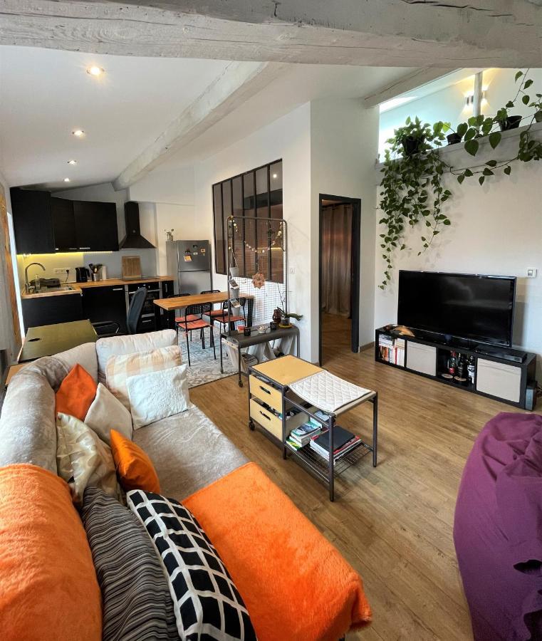 Apartamento T2 De 40 M2 - Facile D'Acces, Lumineux Et Au Calme Saint-Genet-Lerpt Exterior foto